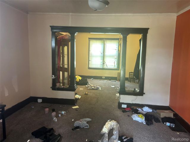 6665 Holcomb Street, Detroit, MI 48213
