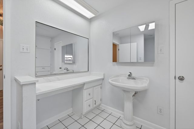 10410 Macmora RD, Austin, TX 78758