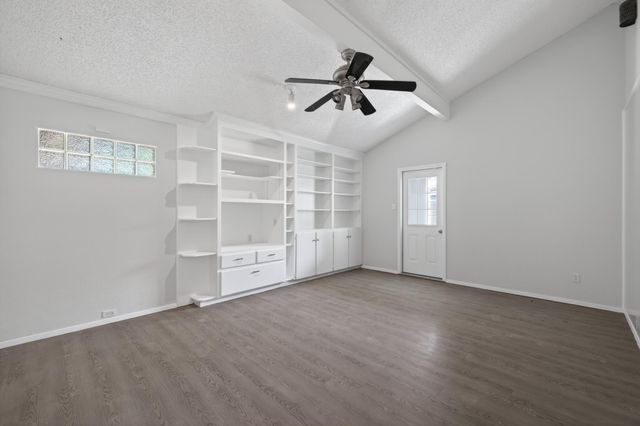 10410 Macmora RD, Austin, TX 78758