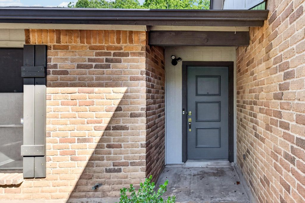 10410 Macmora RD, Austin, TX 78758