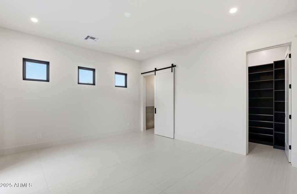 Image 33 of property listing at 8768 E VILLA CASSANDRA Drive, Scottsdale, AZ 85266