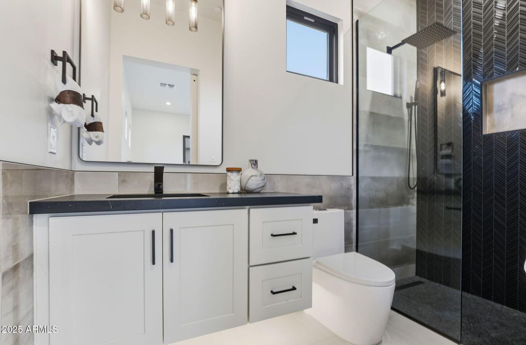 Image 34 of property listing at 8768 E VILLA CASSANDRA Drive, Scottsdale, AZ 85266