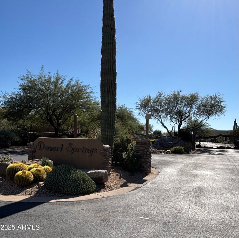 Image 47 of property listing at 8768 E VILLA CASSANDRA Drive, Scottsdale, AZ 85266