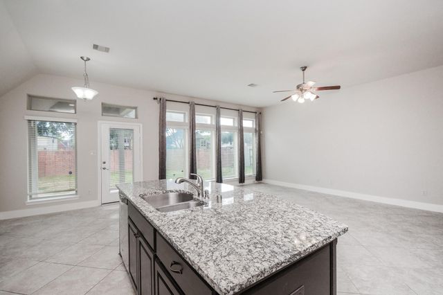 2511 Mountain Sage Drive, Pearland, TX 77584