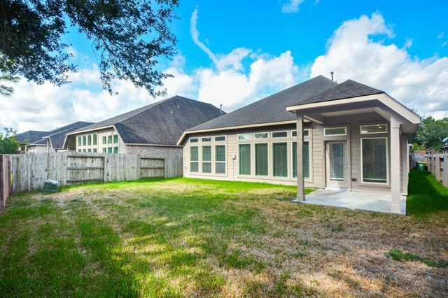 2511 Mountain Sage Drive, Pearland, TX 77584