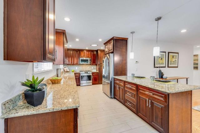 841 Maranta Avenue, Sunnyvale, CA 94087