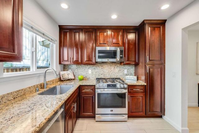 841 Maranta Avenue, Sunnyvale, CA 94087