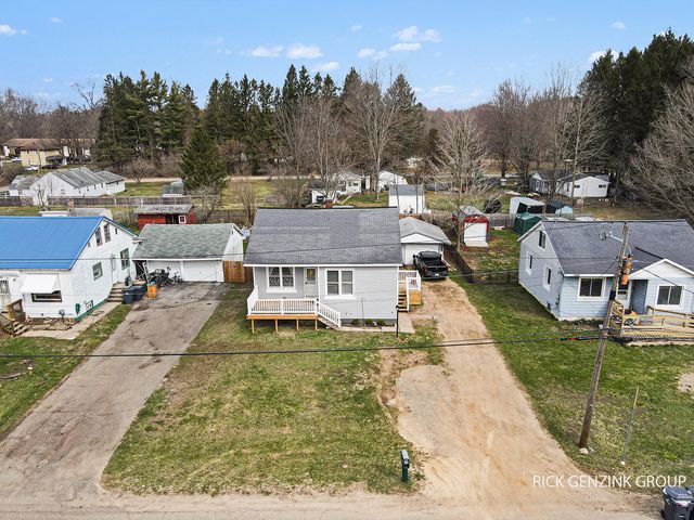 614 W High Street, Bangor City, MI 49013