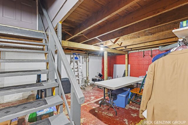 614 W High Street, Bangor City, MI 49013