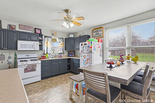 614 W High Street, Bangor City, MI 49013