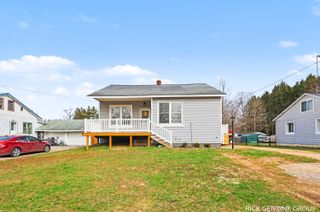 614 W High Street, Bangor City, MI 49013