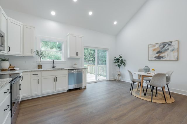 1710 Short Leaf Lane, Soddy Daisy, TN 37379