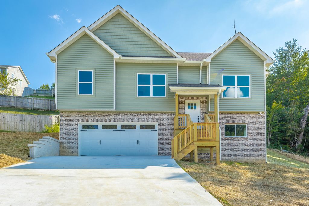 1710 Short Leaf Lane, Soddy Daisy, TN 37379