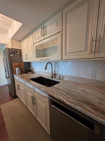 2310 MEDFORD LANE, Brandon, FL 33511