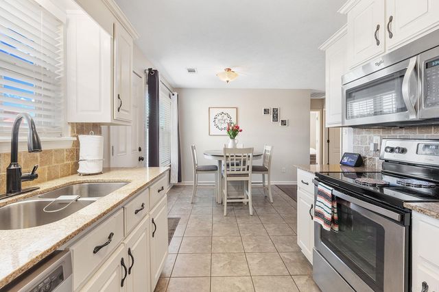 207 Plum Drive, Austin, AR 72007