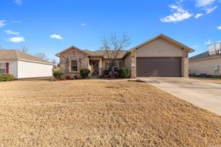 207 Plum Drive, Austin, AR 72007