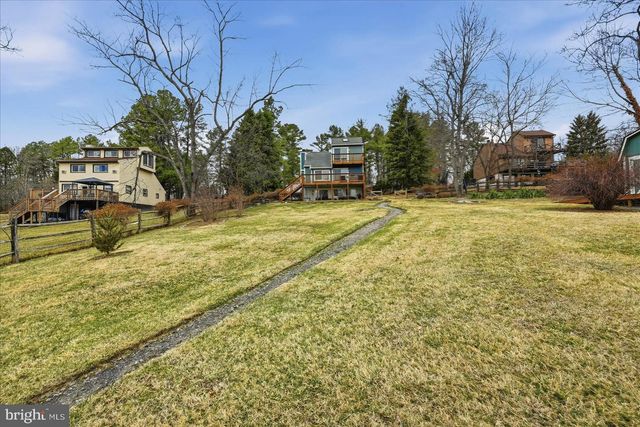 245 ATWOOD DR, Gerrardstown, WV 25420