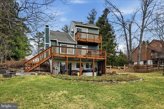 245 ATWOOD DR, Gerrardstown, WV 25420