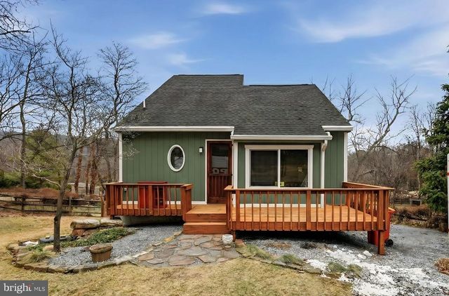 245 ATWOOD DR, Gerrardstown, WV 25420