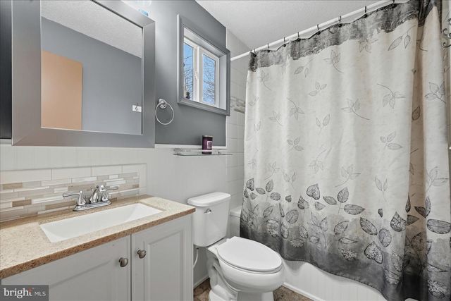 245 ATWOOD DR, Gerrardstown, WV 25420