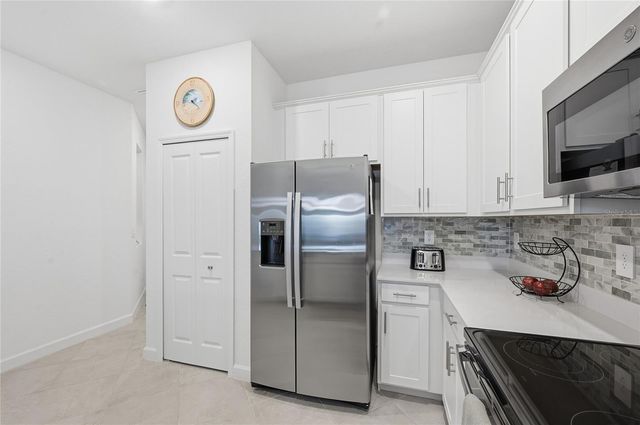 8674 SAINT KITTS CIRCLE, Englewood, FL 34224