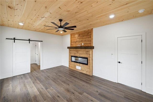 185 Stirratt Road, Ranger, GA 30734