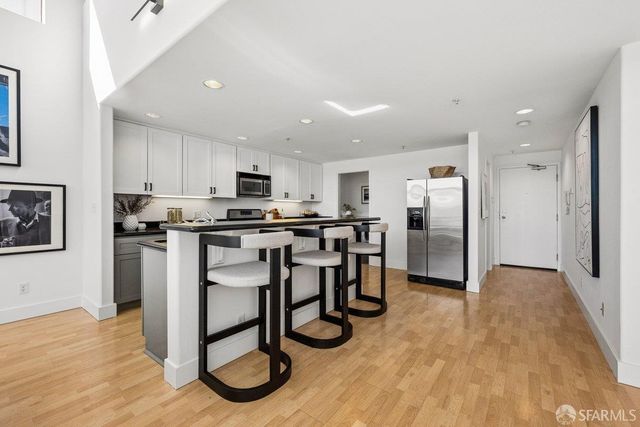 2132 Folsom Street 4, San Francisco, CA 94110