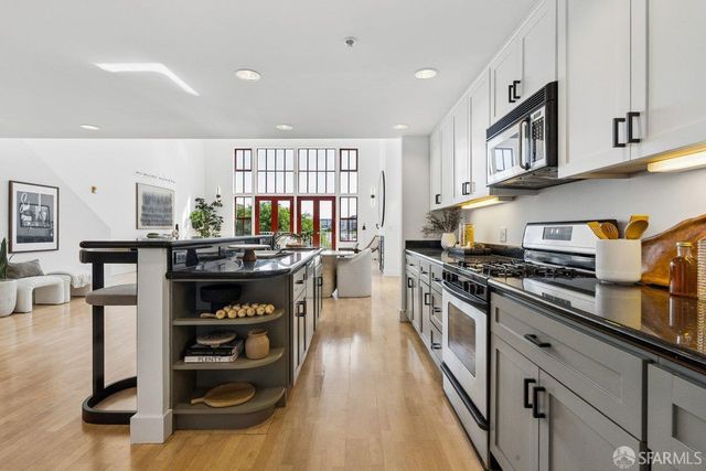 2132 Folsom Street 4, San Francisco, CA 94110