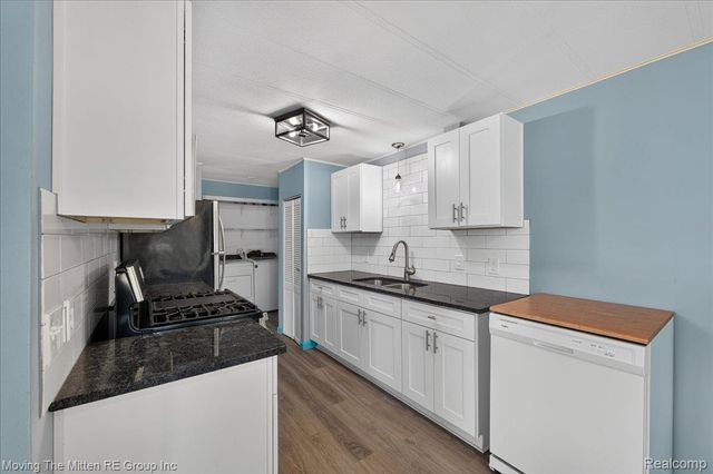 40 Owen Street, Belleville, MI 48111