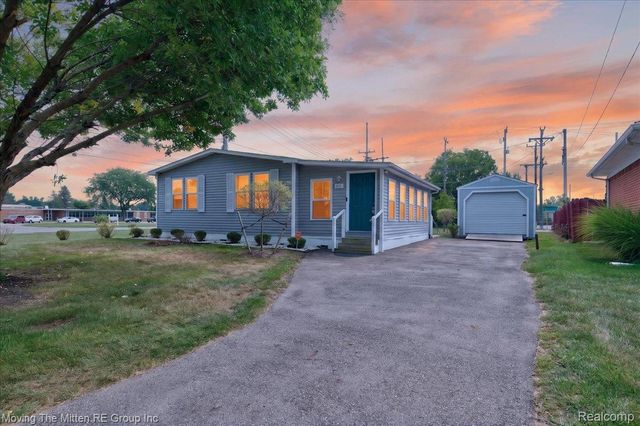 40 Owen Street, Belleville, MI 48111