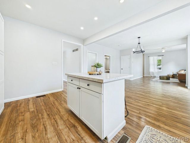 710 East Clay Street, Collinsville, IL 62234