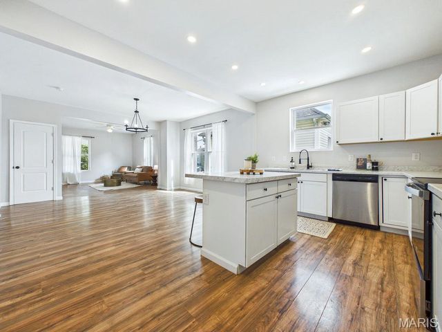 710 East Clay Street, Collinsville, IL 62234