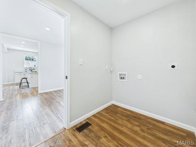 710 East Clay Street, Collinsville, IL 62234