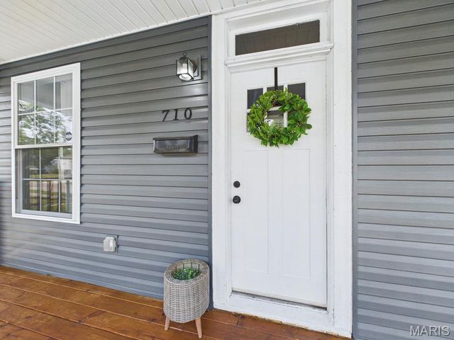 710 East Clay Street, Collinsville, IL 62234