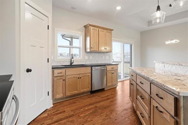 18408 Rock Creek Drive N, Smithville, MO 64089