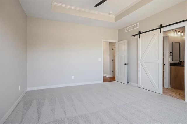 18408 Rock Creek Drive N, Smithville, MO 64089