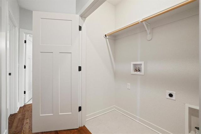 18408 Rock Creek Drive N, Smithville, MO 64089