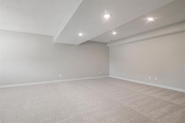 18408 Rock Creek Drive N, Smithville, MO 64089