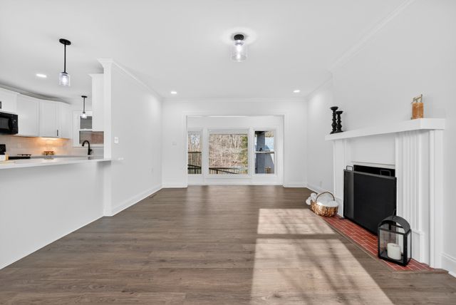 247 Cherokee Trl, Clarksville, TN 37043