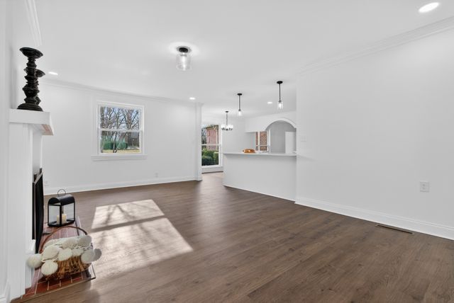 247 Cherokee Trl, Clarksville, TN 37043