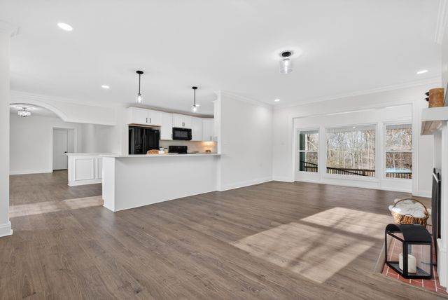 247 Cherokee Trl, Clarksville, TN 37043