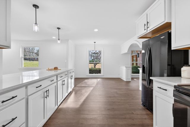 247 Cherokee Trl, Clarksville, TN 37043