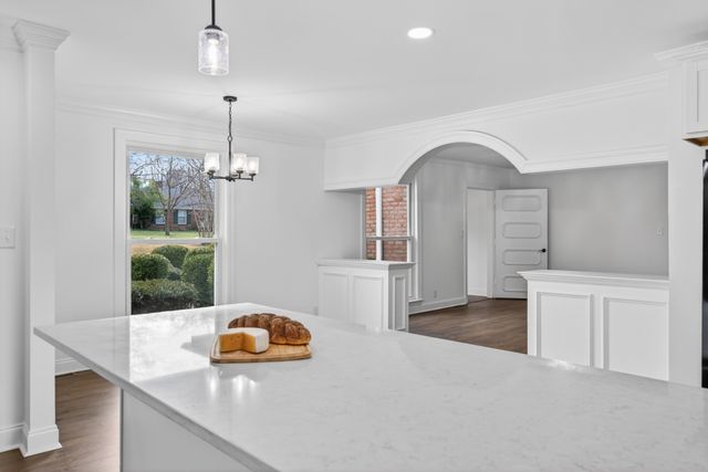 247 Cherokee Trl, Clarksville, TN 37043