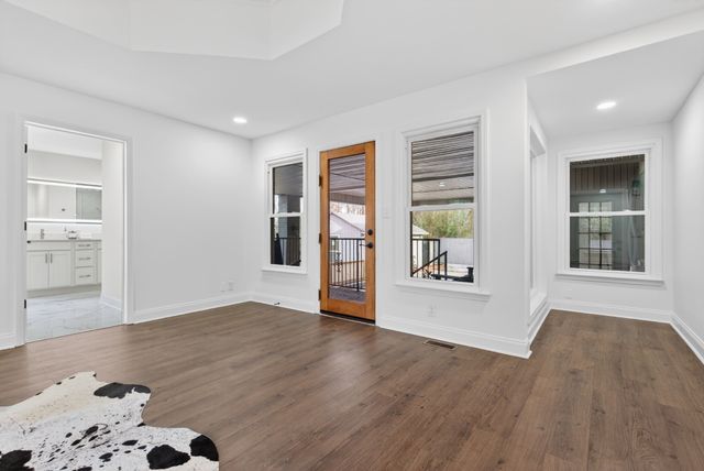 247 Cherokee Trl, Clarksville, TN 37043