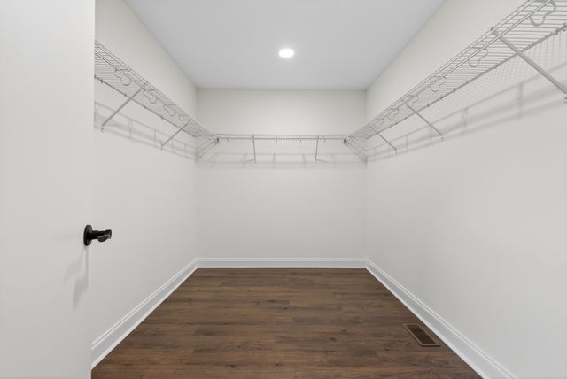 247 Cherokee Trl, Clarksville, TN 37043