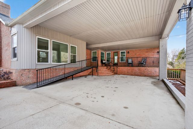 247 Cherokee Trl, Clarksville, TN 37043