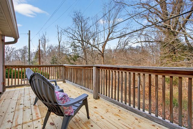 247 Cherokee Trl, Clarksville, TN 37043