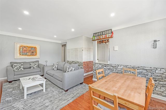 150-54 Melbourne Avenue 257A, Flushing, NY 11367