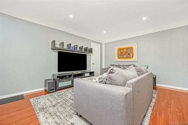 150-54 Melbourne Avenue 257A, Flushing, NY 11367