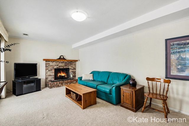 1921 Camille Drive SE, Grand Rapids, MI 49546